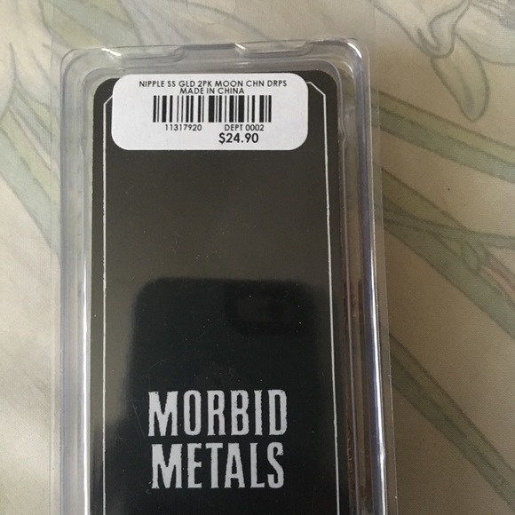 Moon and stars nipple rings - Picture 2 of 3